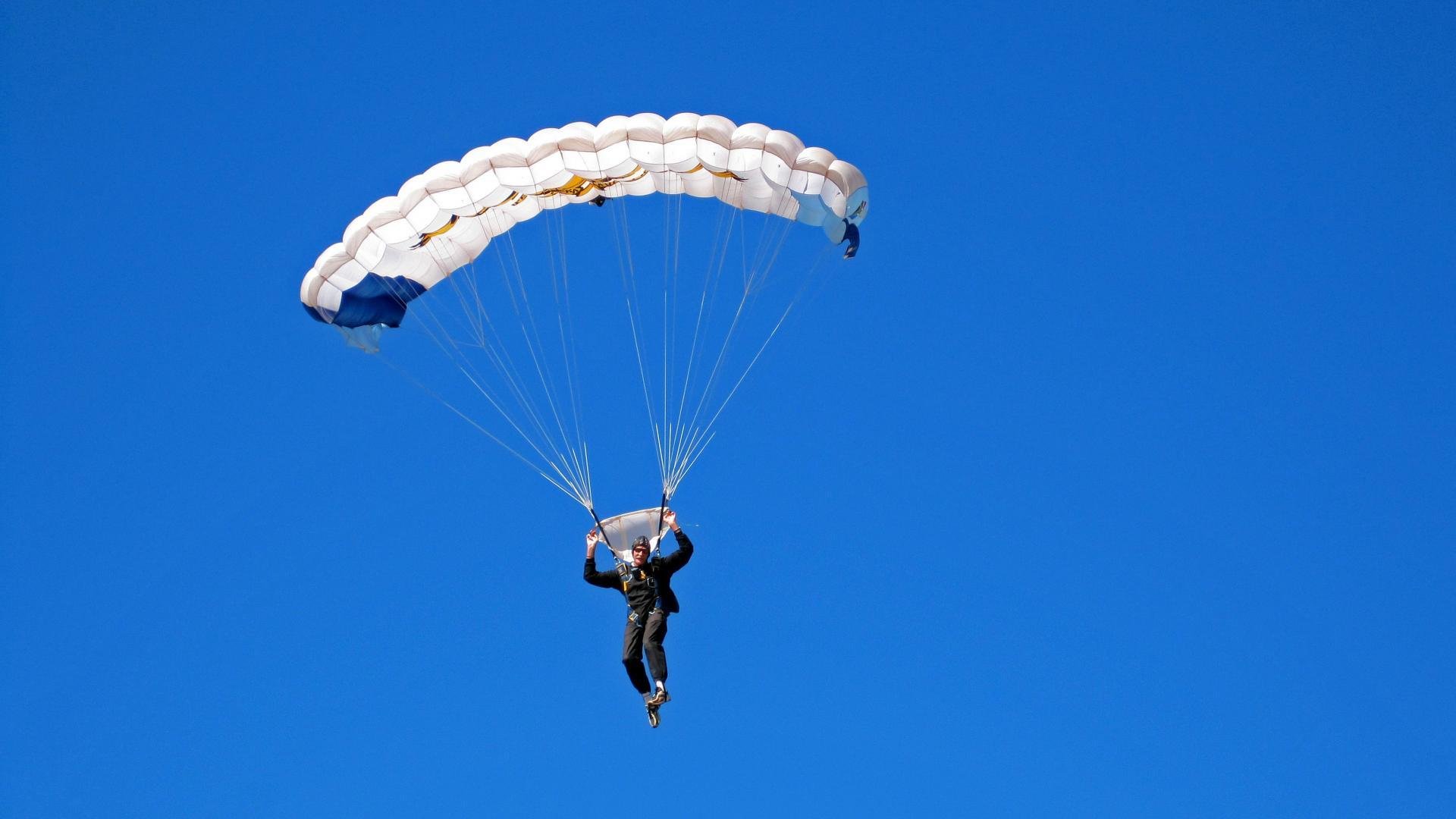 开云体育官方-“舞者挑战极限,舞步飞扬:2025世界运动会运动舞蹈赛场的精彩呈现”