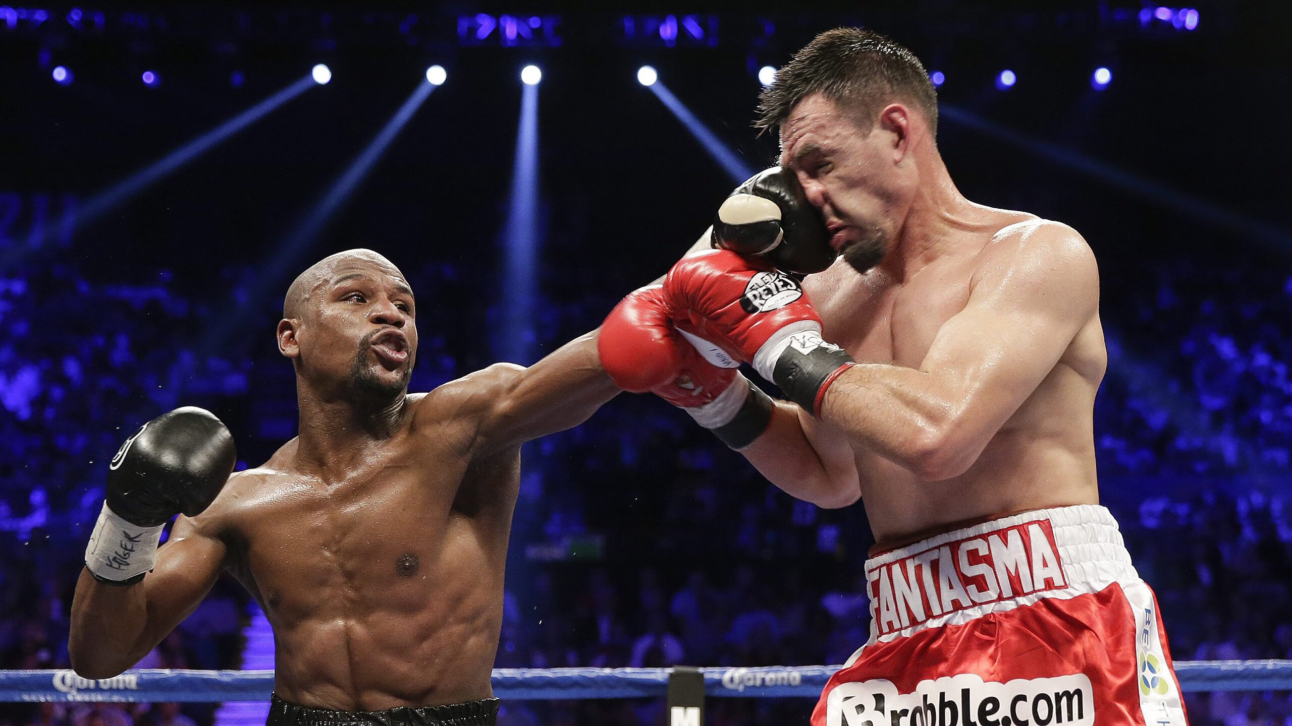 开云体育官方-“舞者挑战极限,舞步飞扬:2025世界运动会运动舞蹈赛场的精彩呈现”