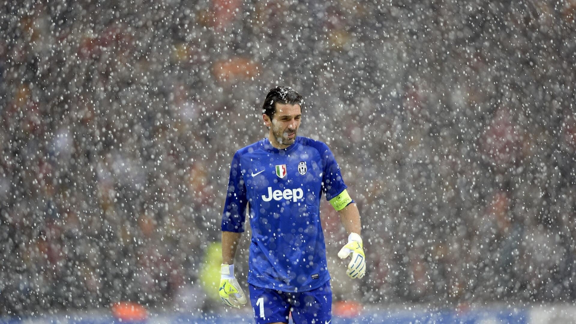 开云体育网站入口-中国足球国家队守门员技术专项训练取得突破，中国足球国家队守门员全部